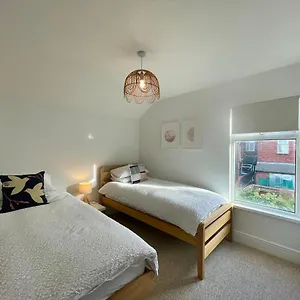 https://taffs-mead-house-central-city-location-nr-stadium.cardiffhotelswales.com